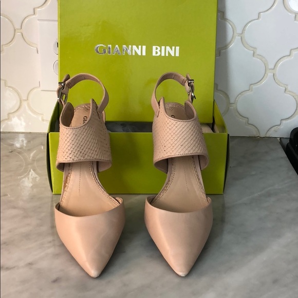 Gianni Bini shoes - Picture 1 of 3